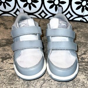 Toddler Weebok Court Shoes